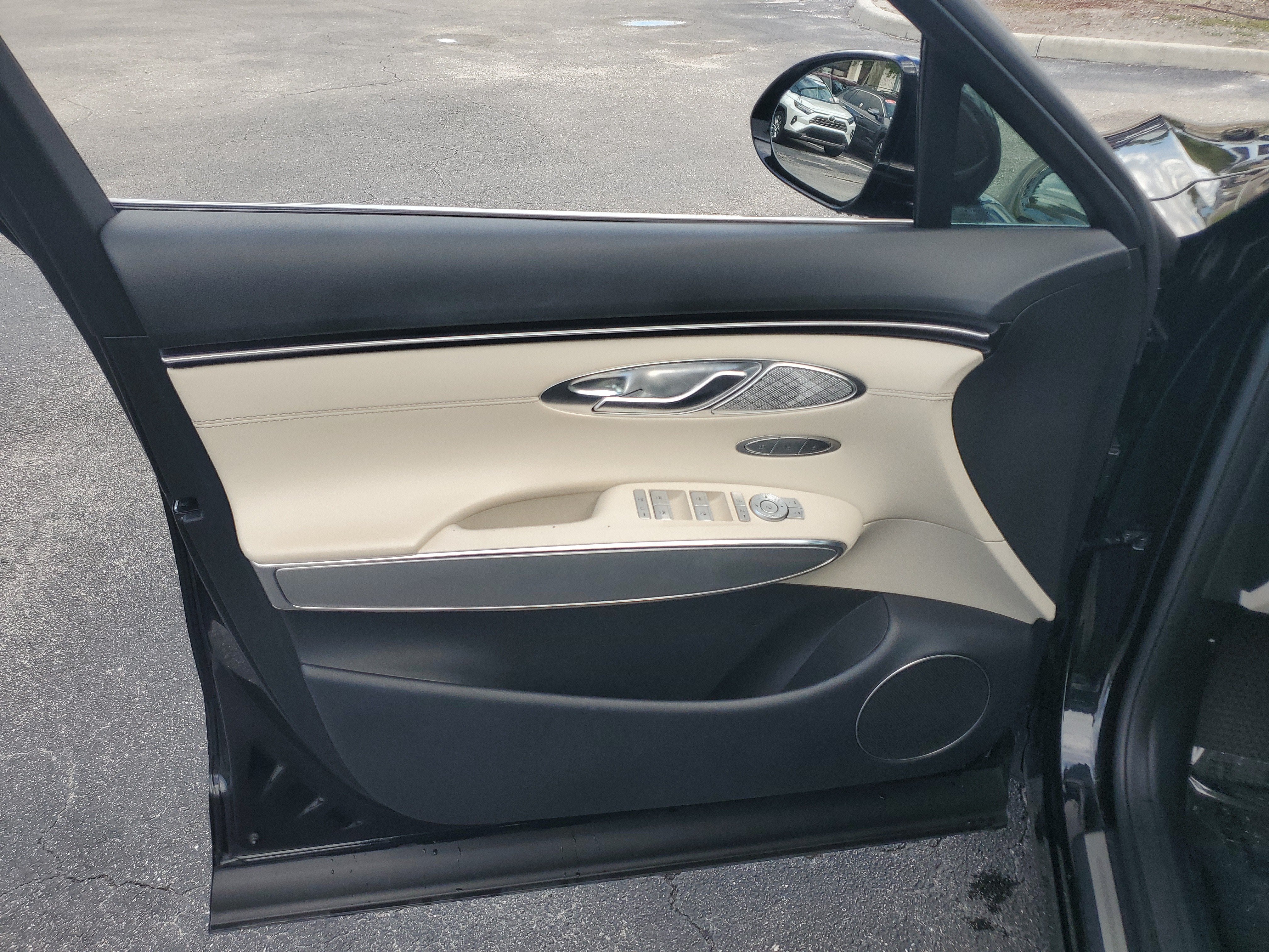 2023 Genesis GV70 2.5T