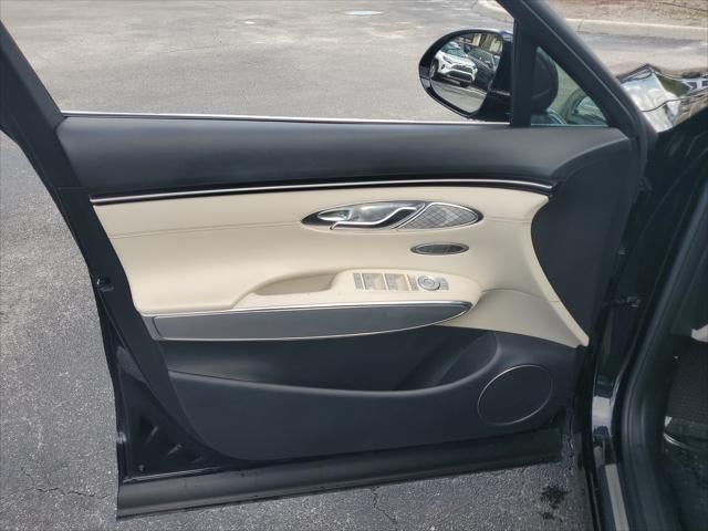 2023 Genesis GV70 2.5T