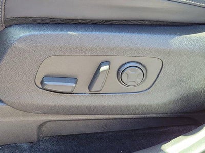 2023 Kia Carnival SX