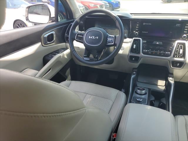 2022 Kia Sorento Hybrid EX