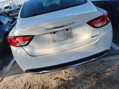 2015 Chrysler 200 Limited