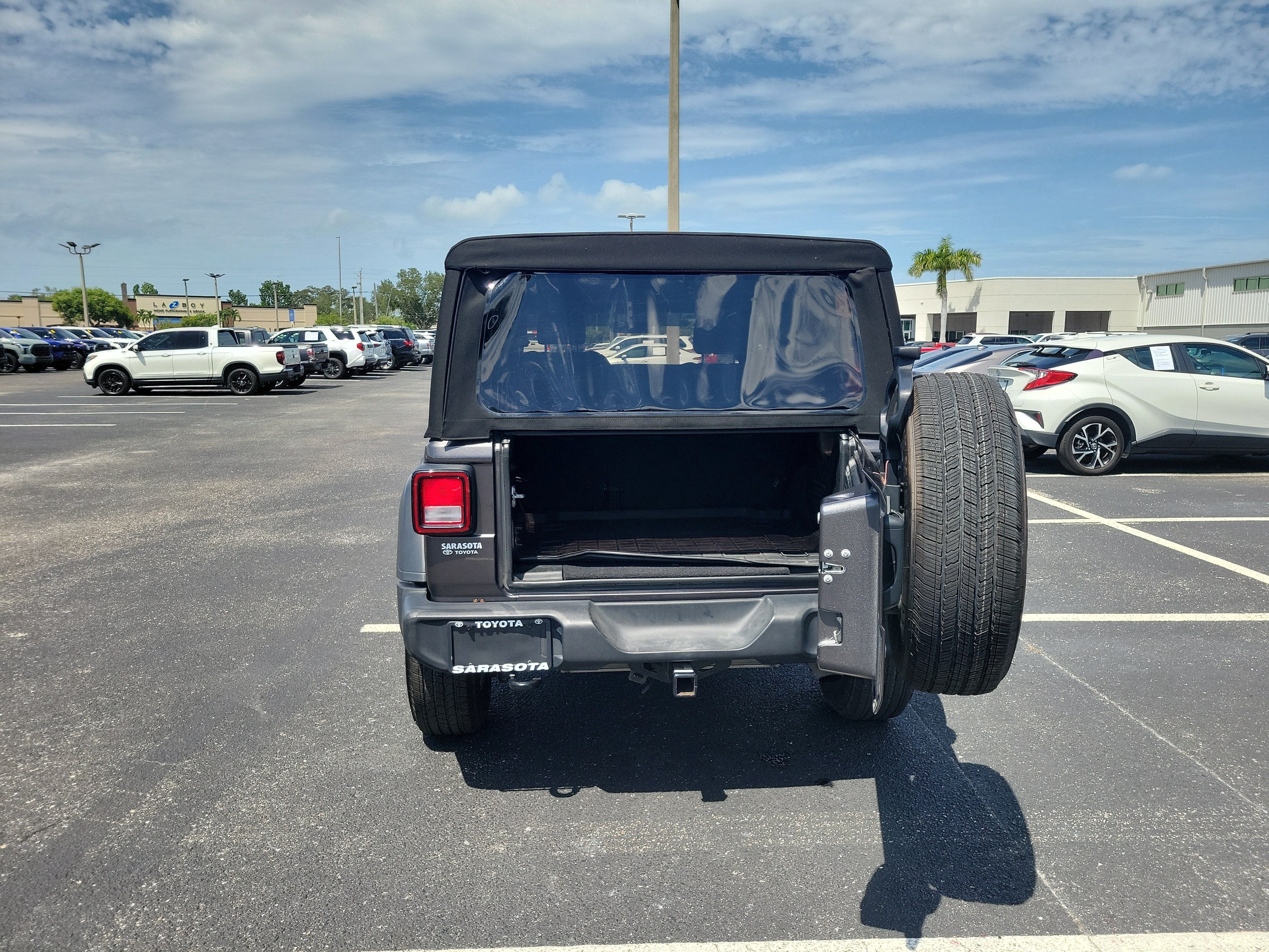 2018 Jeep Wrangler Unlimited Sport