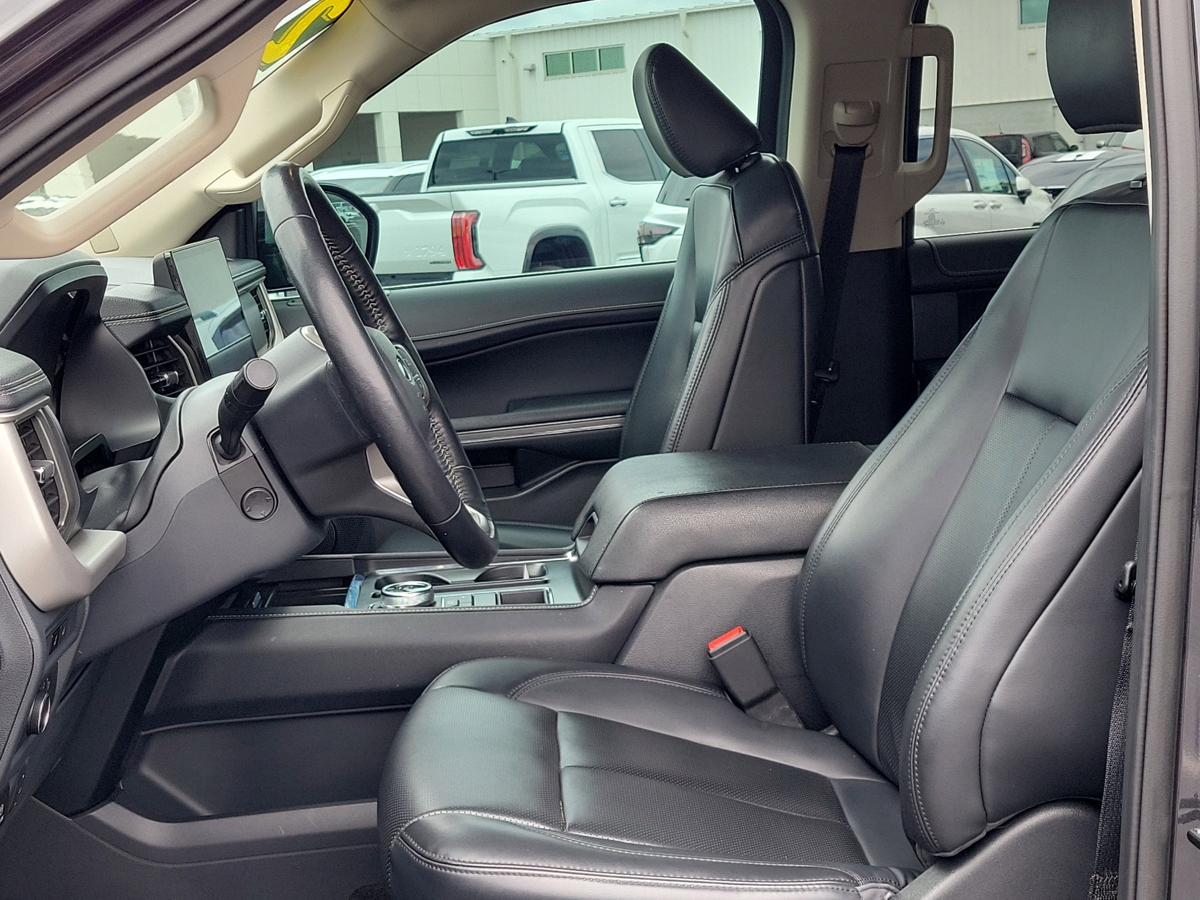 2022 Ford Expedition XLT