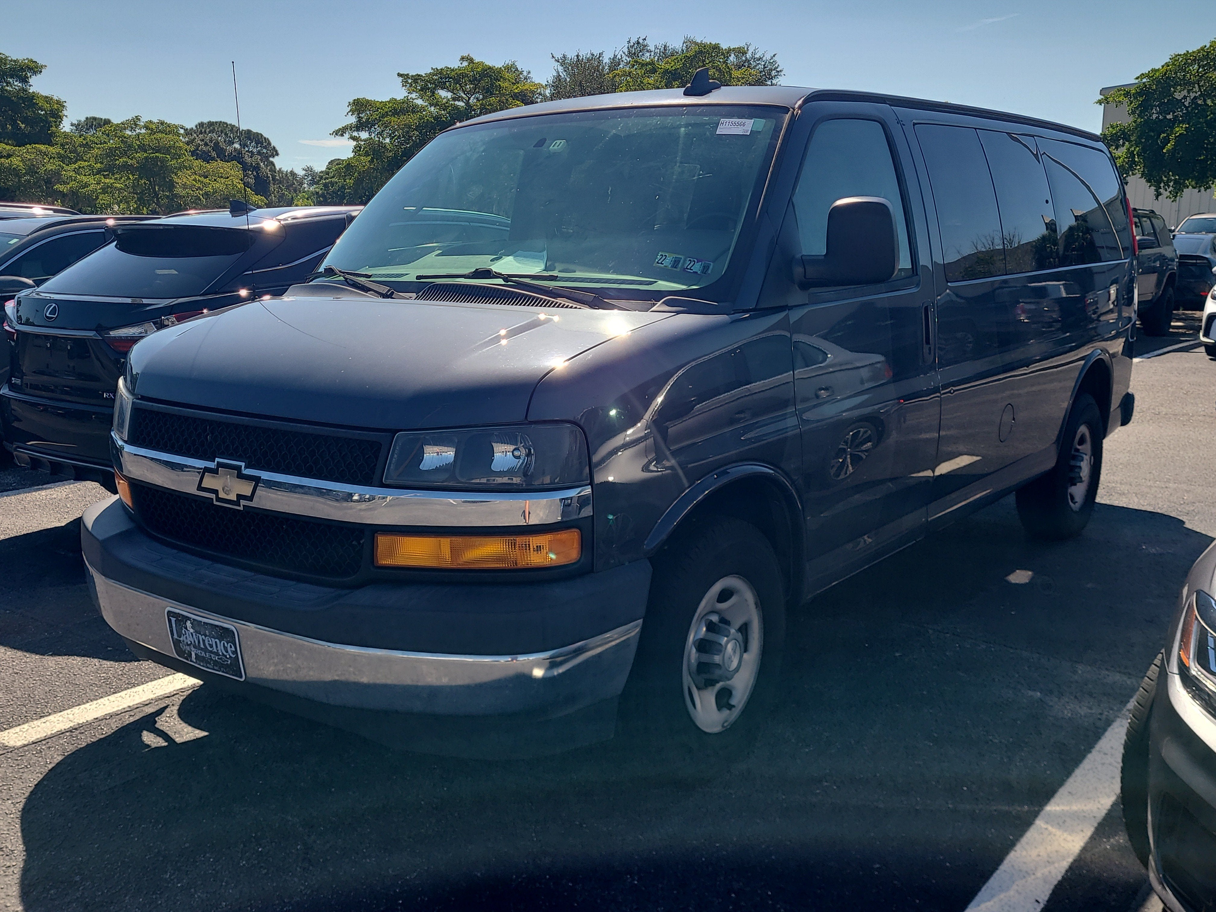 2017 Chevrolet Express Passenger LT