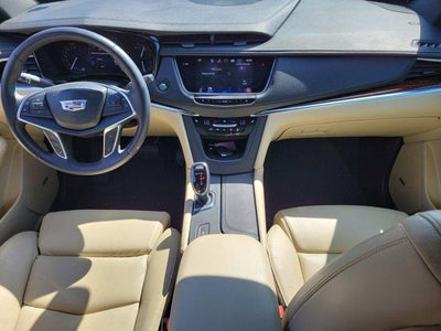 2017 Cadillac XT5 Luxury