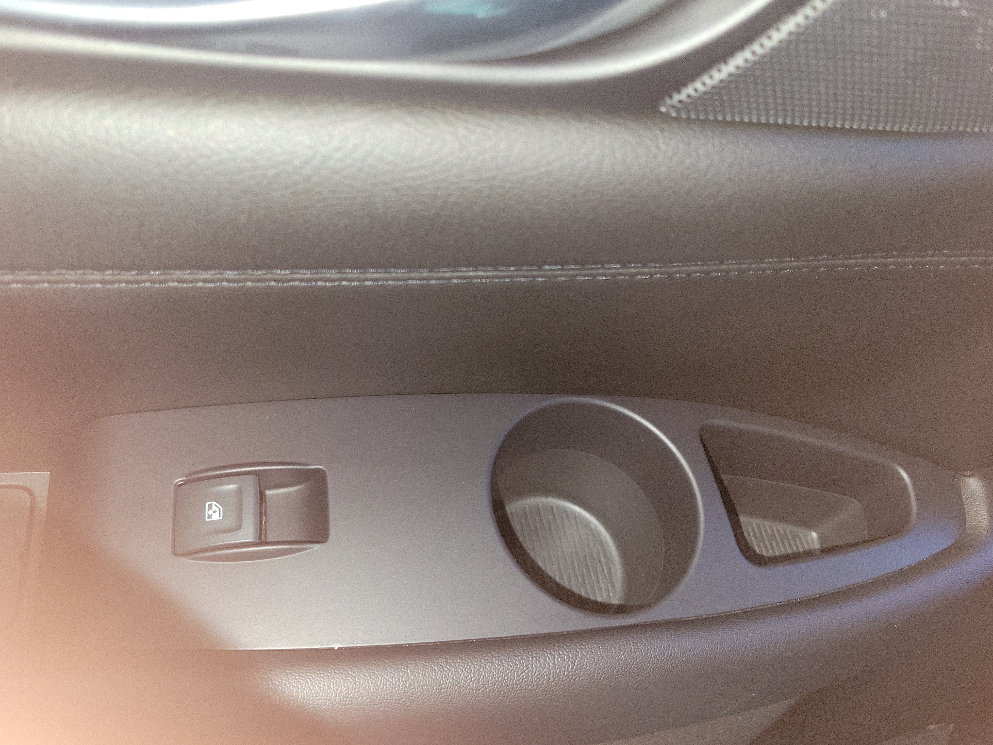 2019 Cadillac Escalade 2WD 4dr