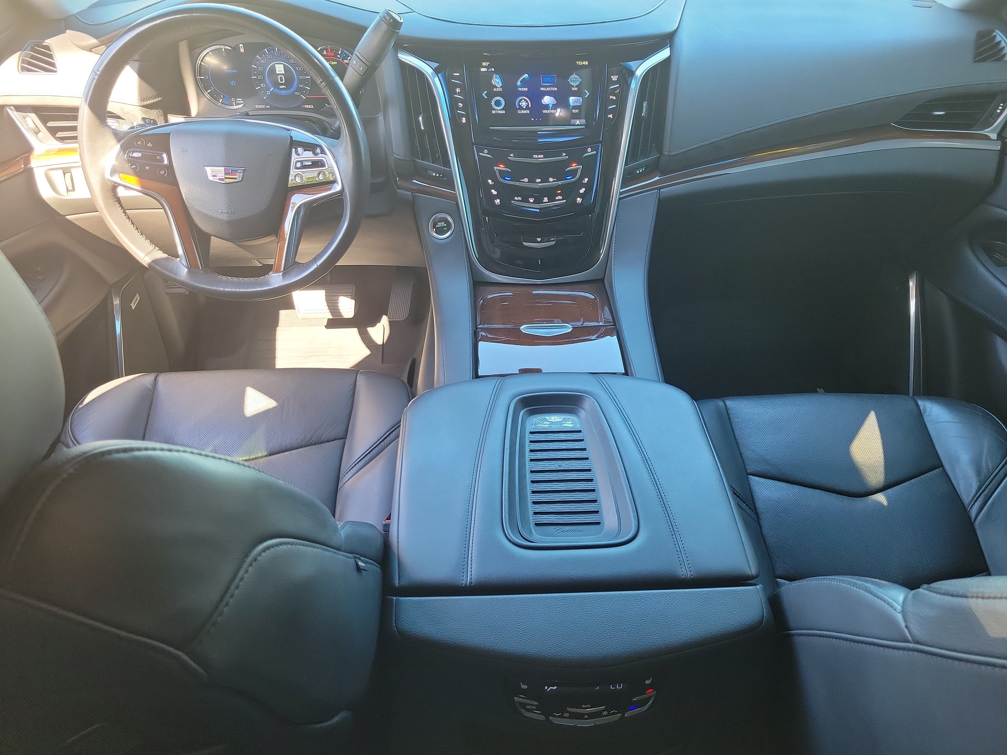 2019 Cadillac Escalade 2WD 4dr