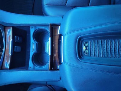 2019 Cadillac Escalade 2WD 4dr