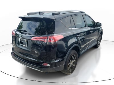 2017 Toyota RAV4 SE
