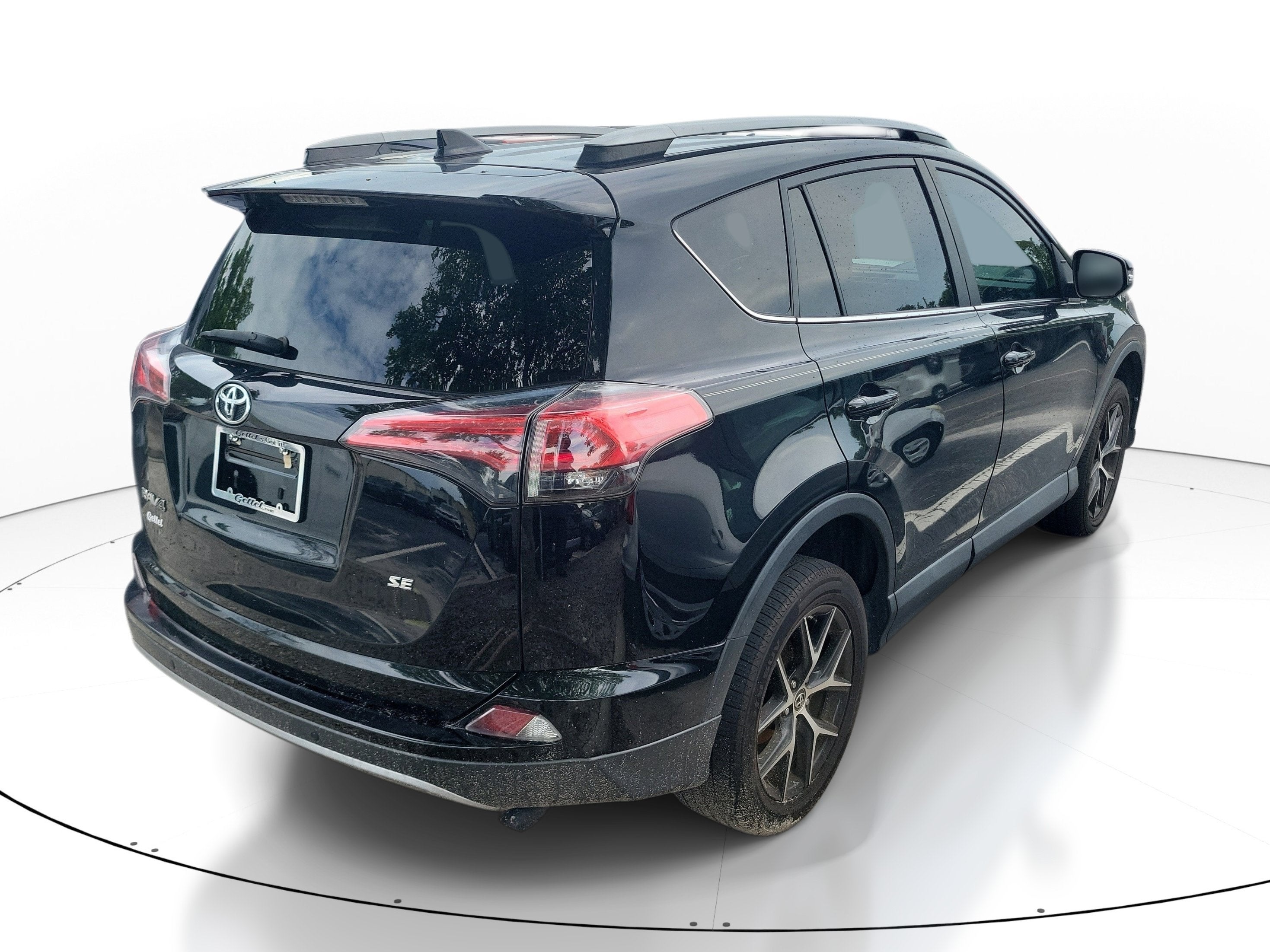 2017 Toyota RAV4 SE