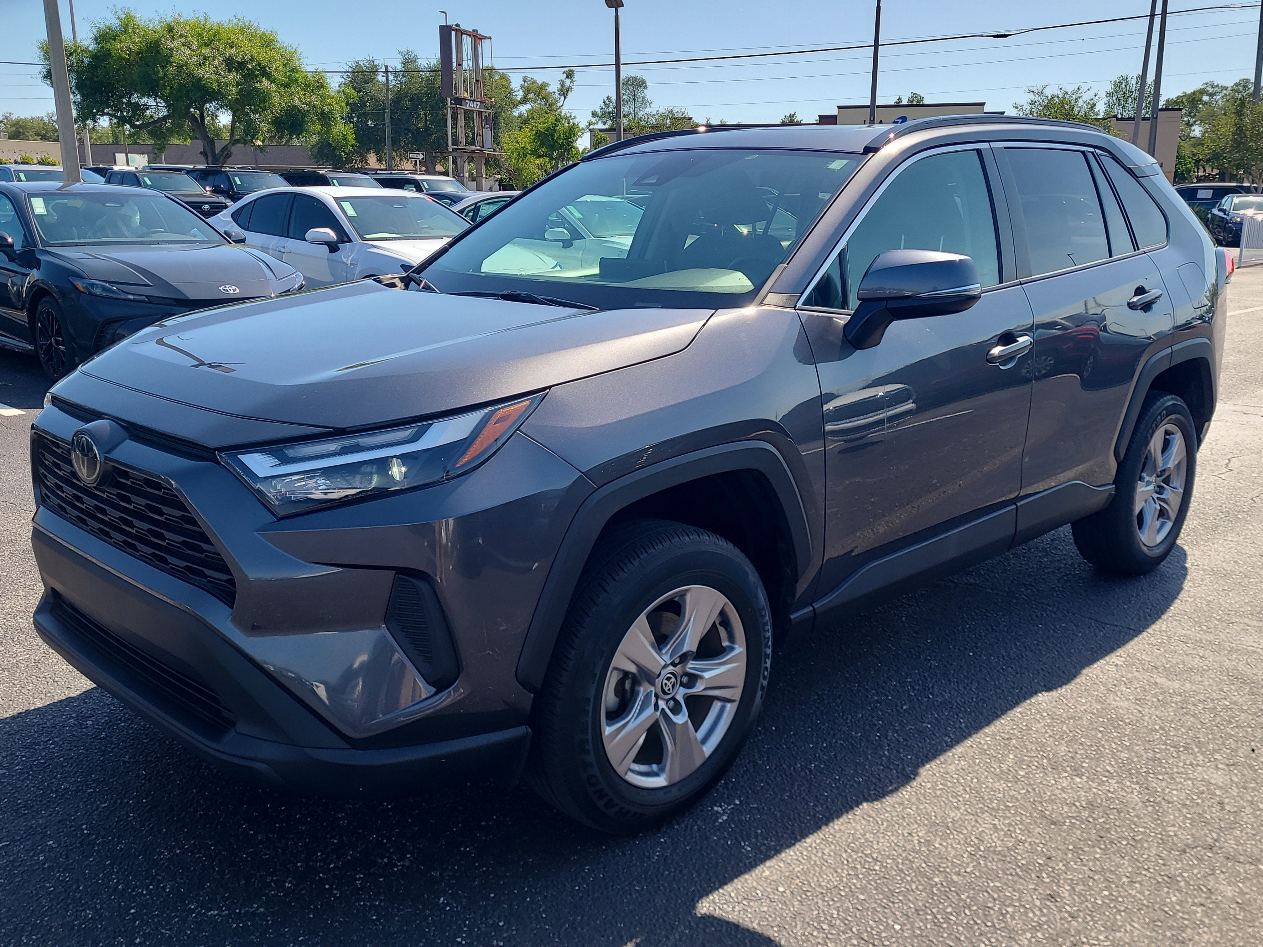 2023 Toyota RAV4 XLE