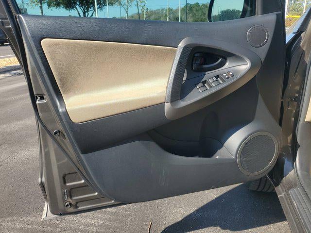 2011 Toyota RAV4 FWD 4dr 4-cyl 4-Spd AT (Natl)