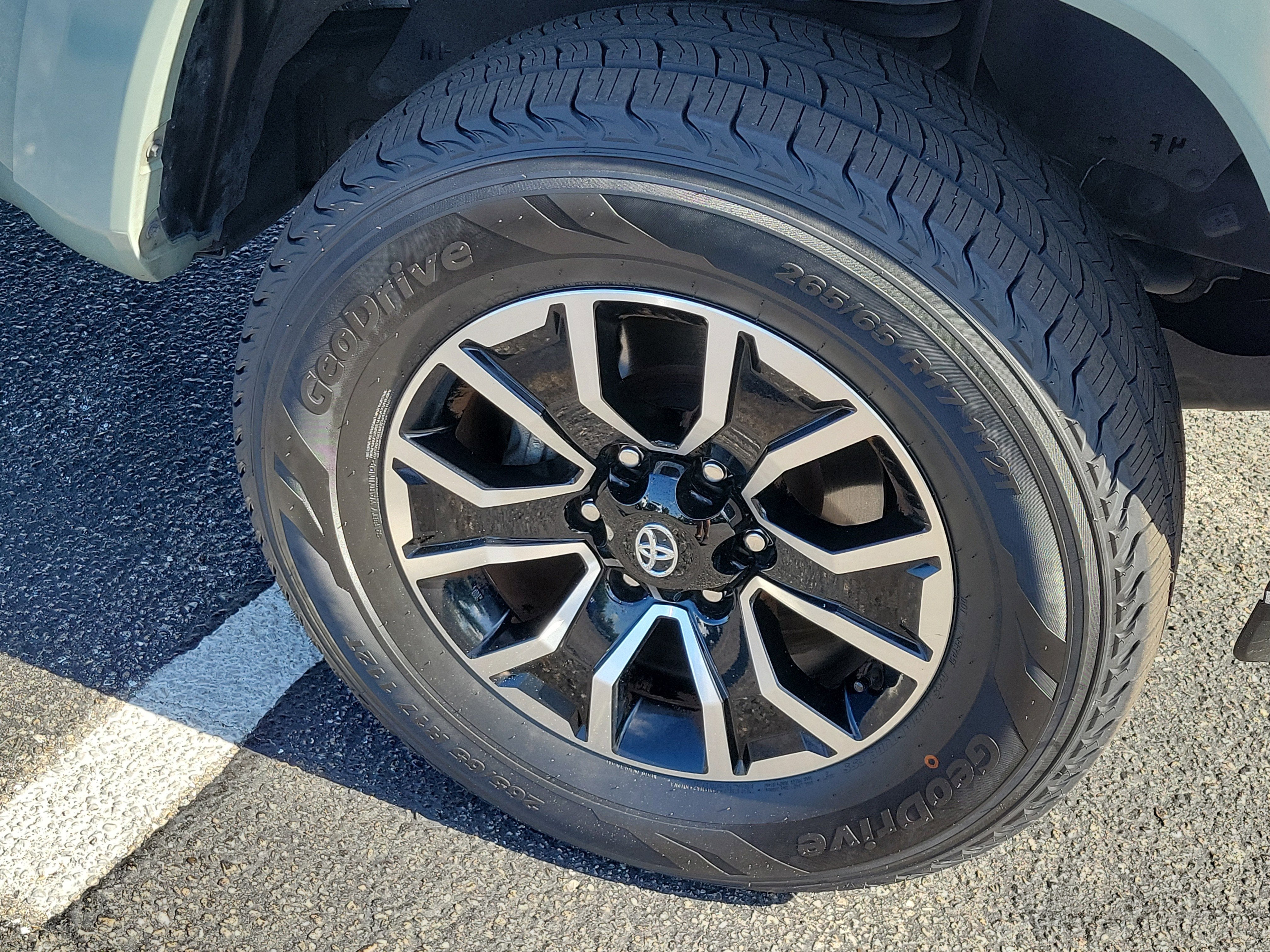 2023 Toyota Tacoma TRD Sport