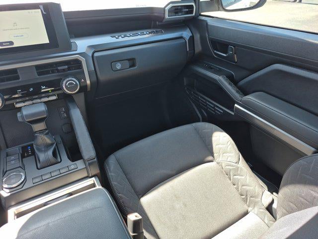 2025 Toyota Tacoma 2WD SR5