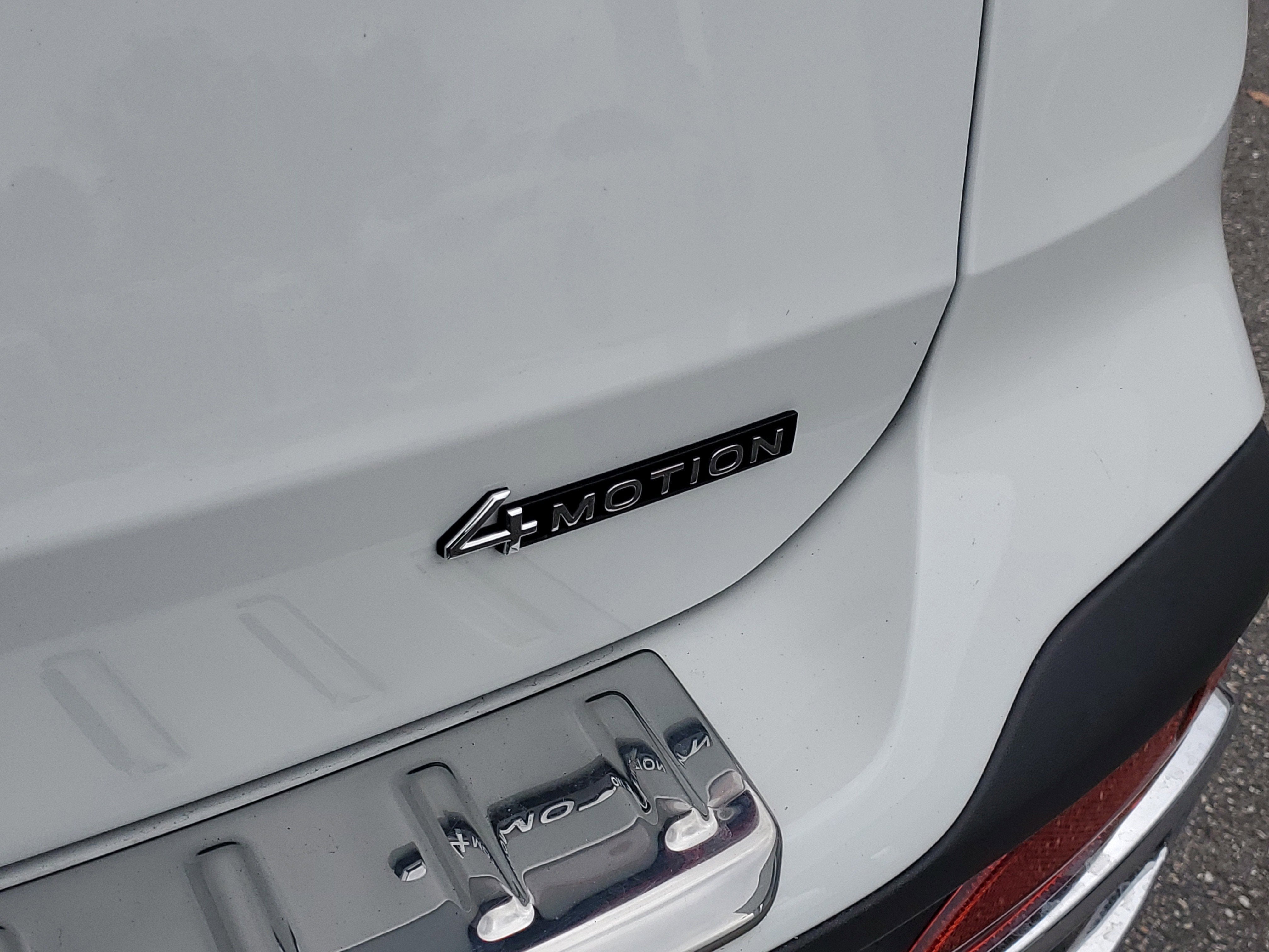 2024 Volkswagen Taos 1.5T SEL