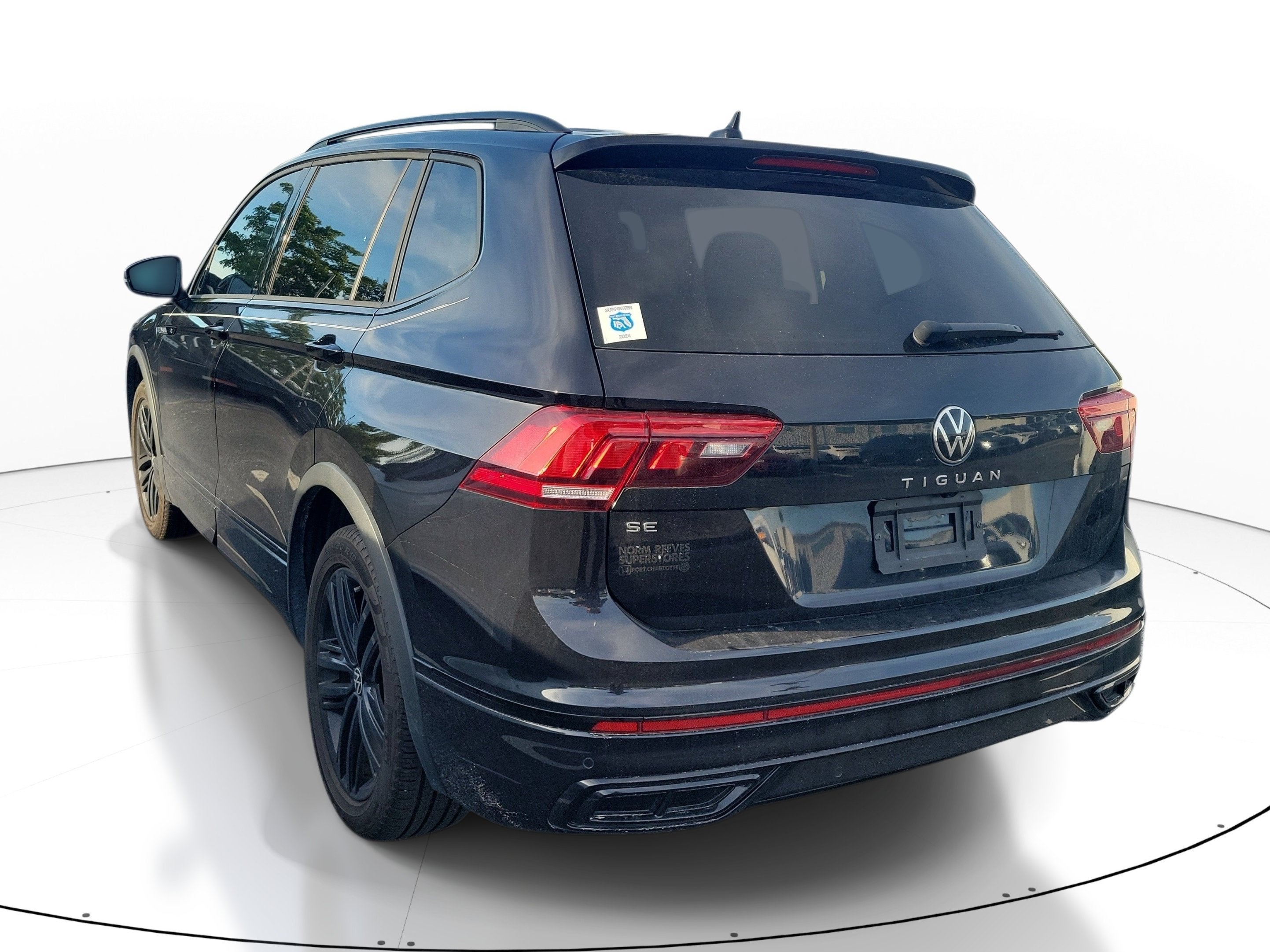 2022 Volkswagen Tiguan 2.0T SE R-Line Black