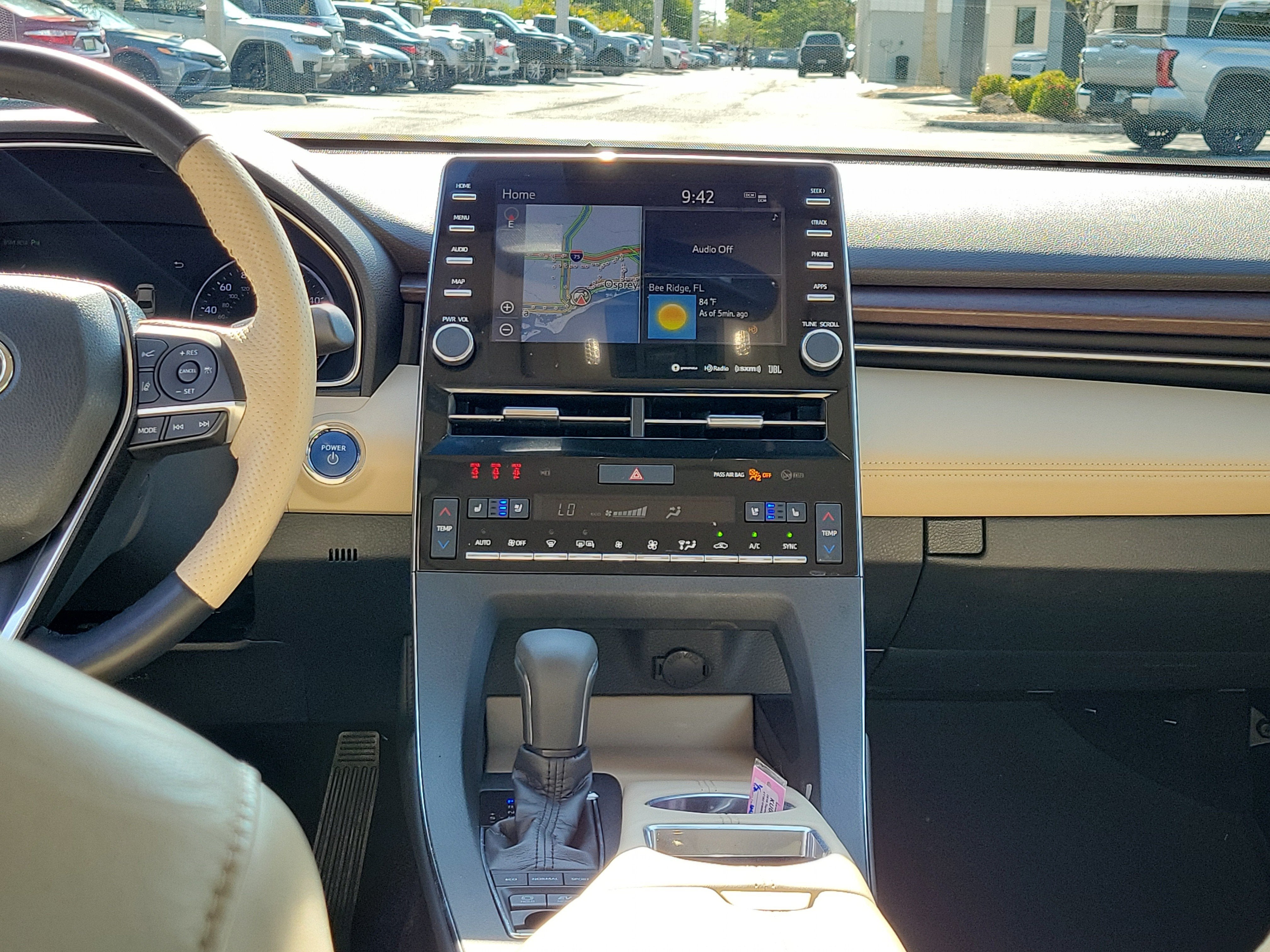 2019 Toyota Avalon Hybrid Limited