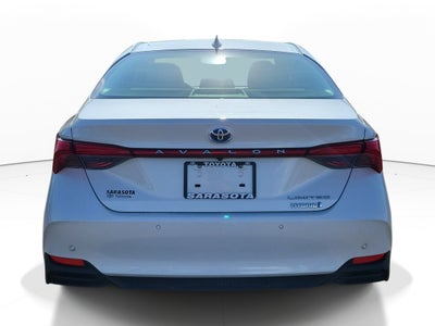 2019 Toyota Avalon Hybrid Limited