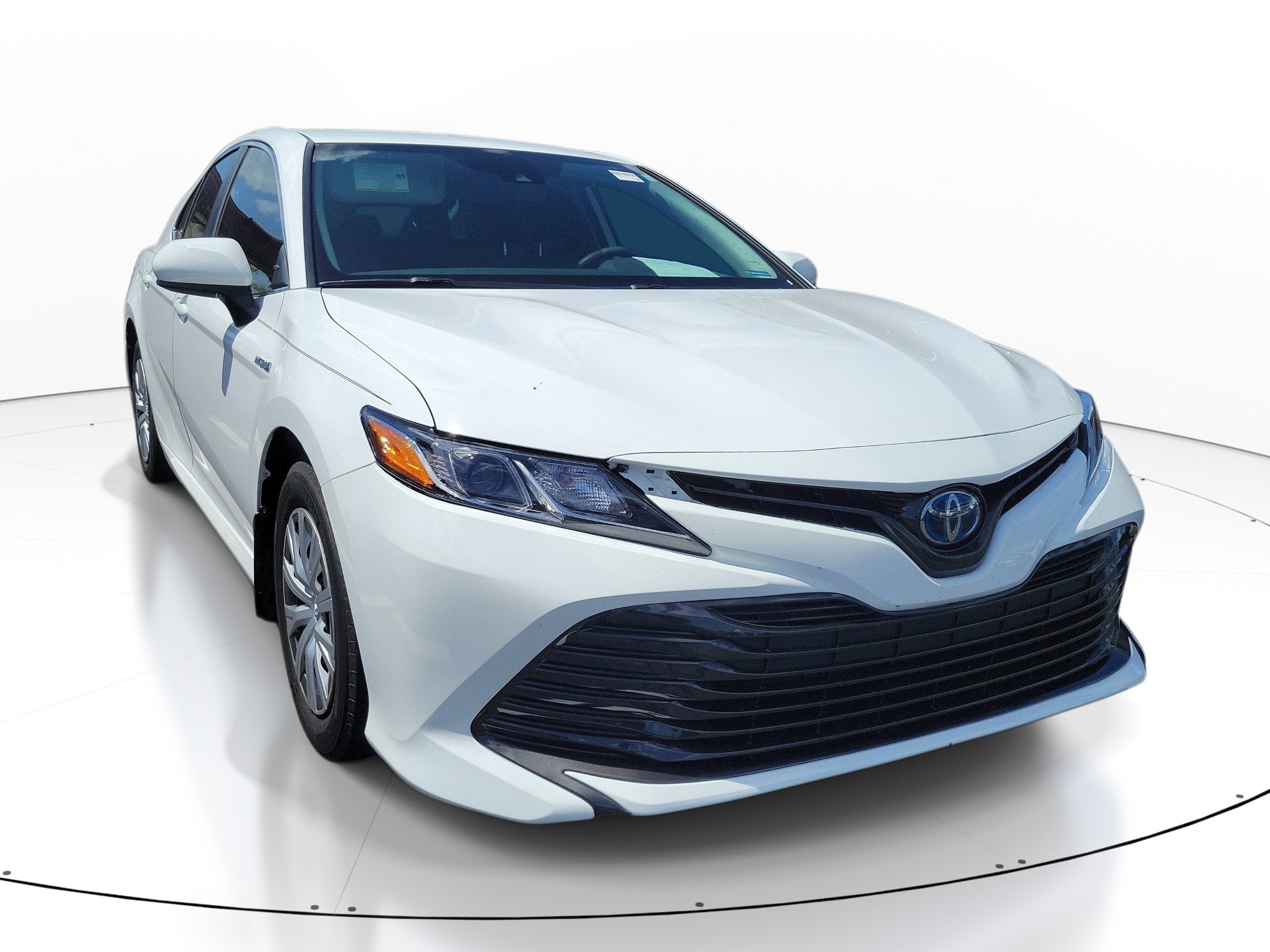2019 Toyota Camry Hybrid LE