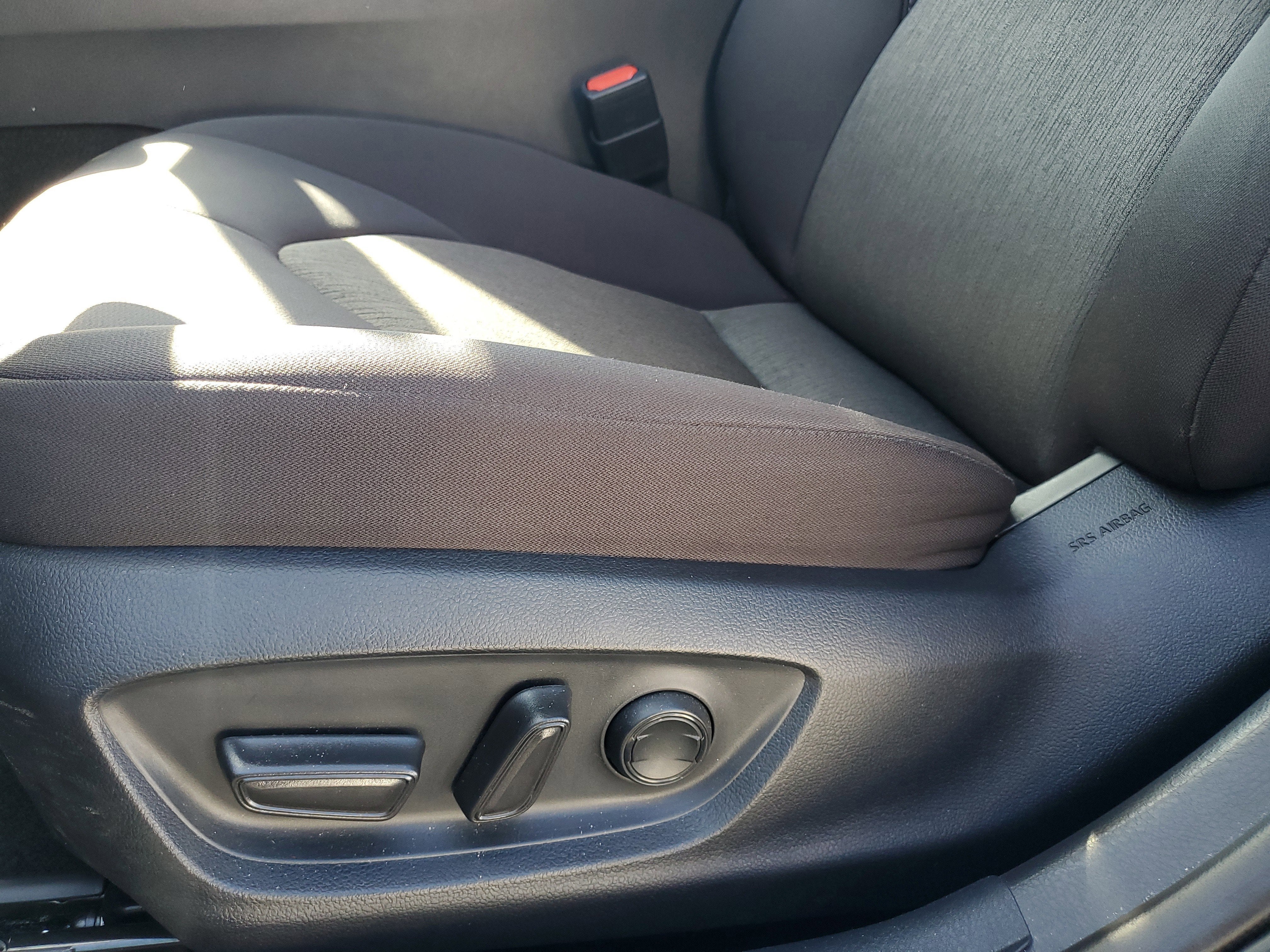 2024 Toyota Camry Hybrid LE