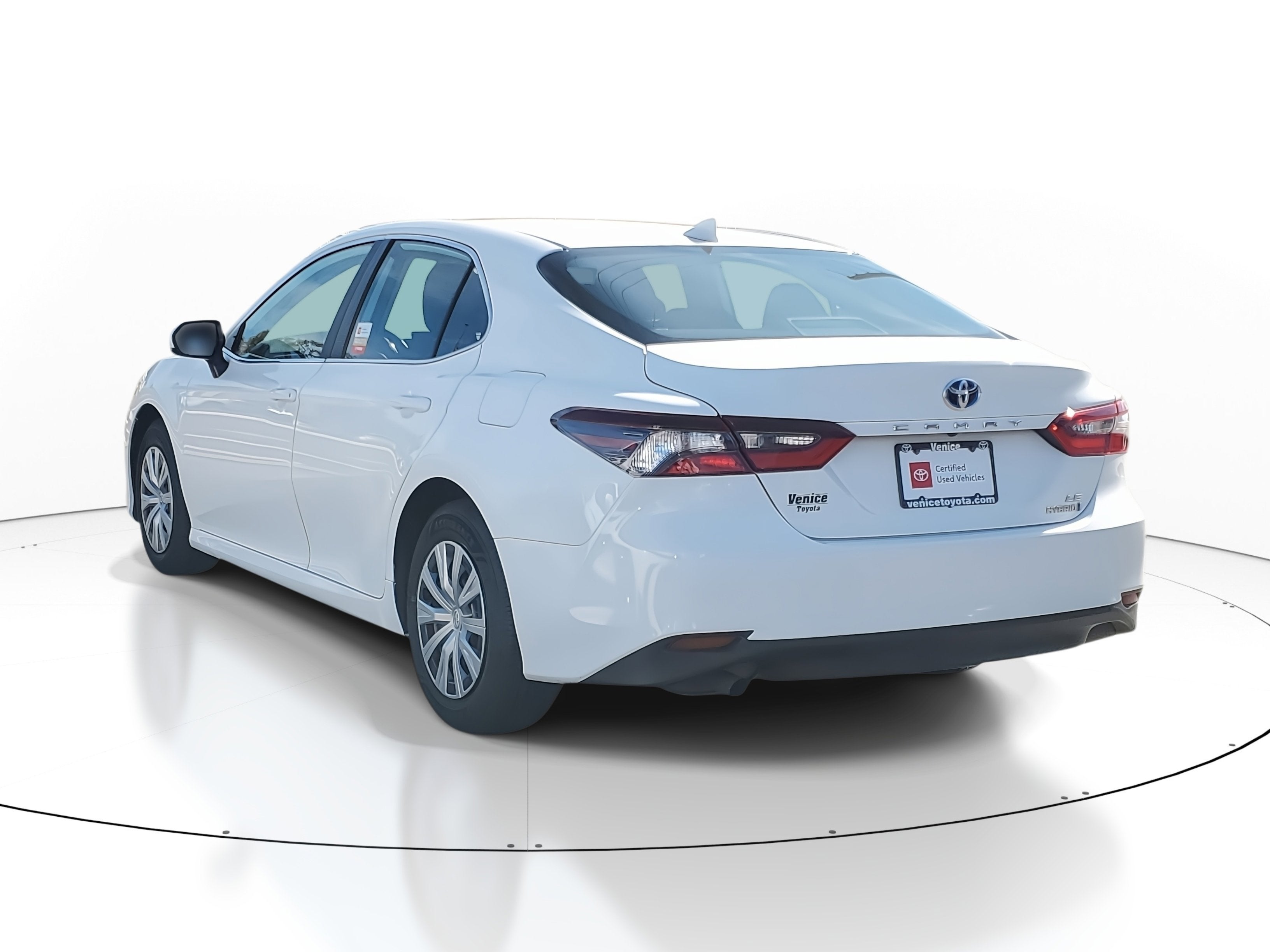2024 Toyota Camry Hybrid LE