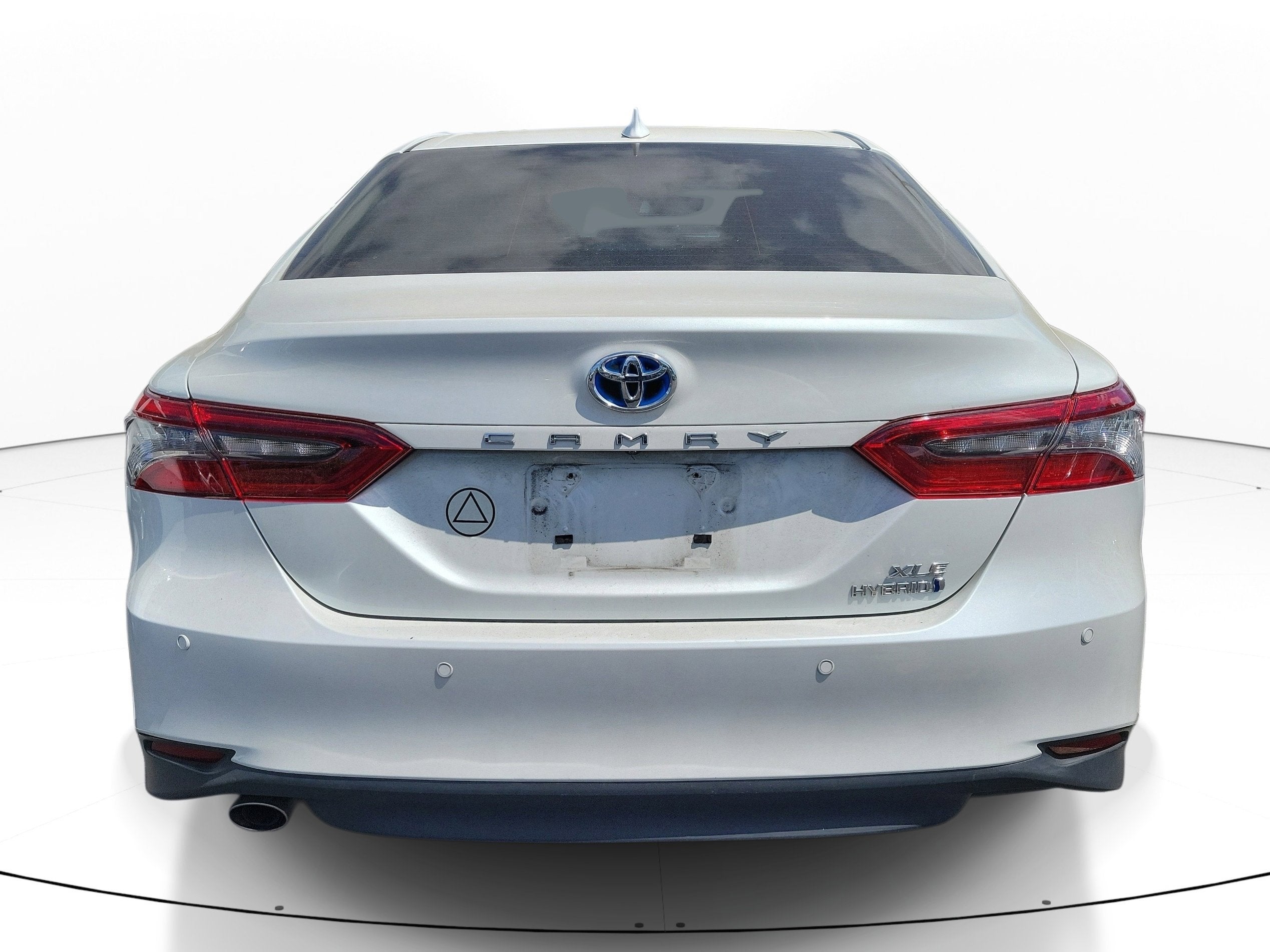 2022 Toyota Camry Hybrid XLE