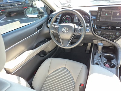 2022 Toyota Camry Hybrid SE