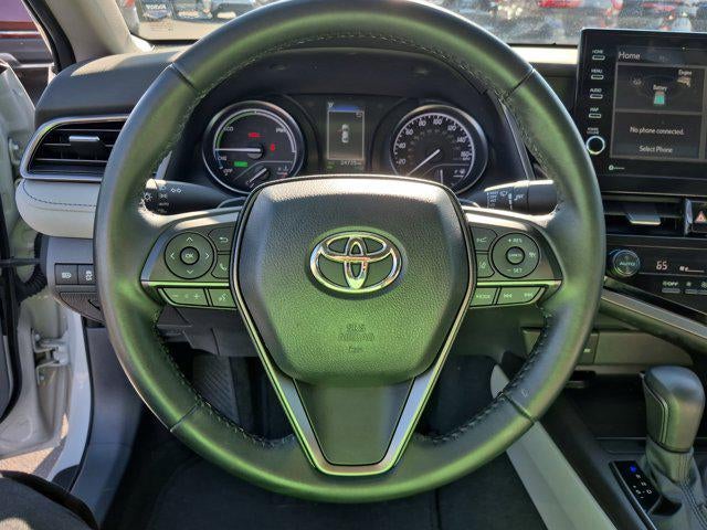 2022 Toyota Camry Hybrid SE
