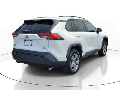 2022 Toyota RAV4 Hybrid XLE