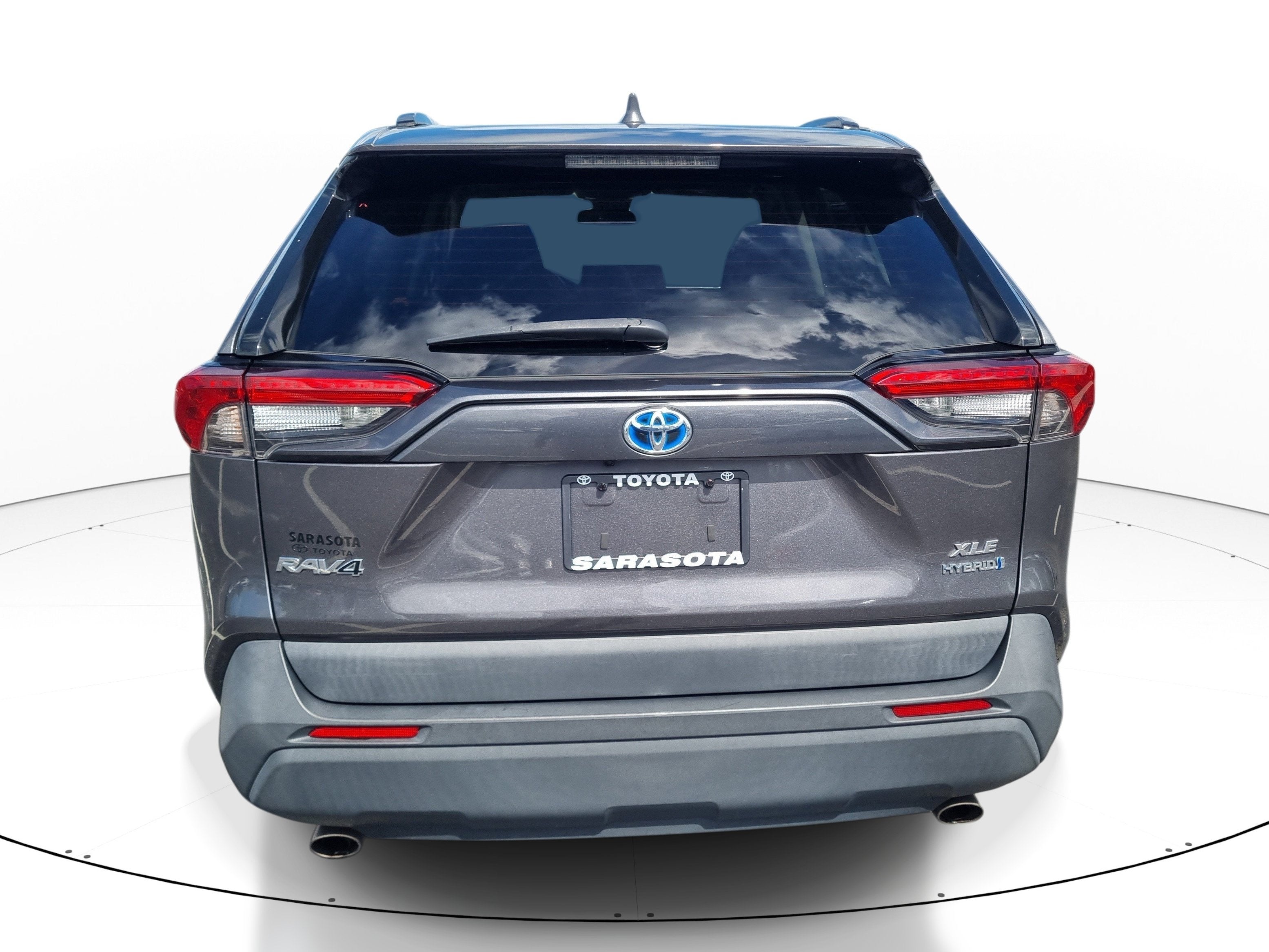 2022 Toyota RAV4 Hybrid XLE