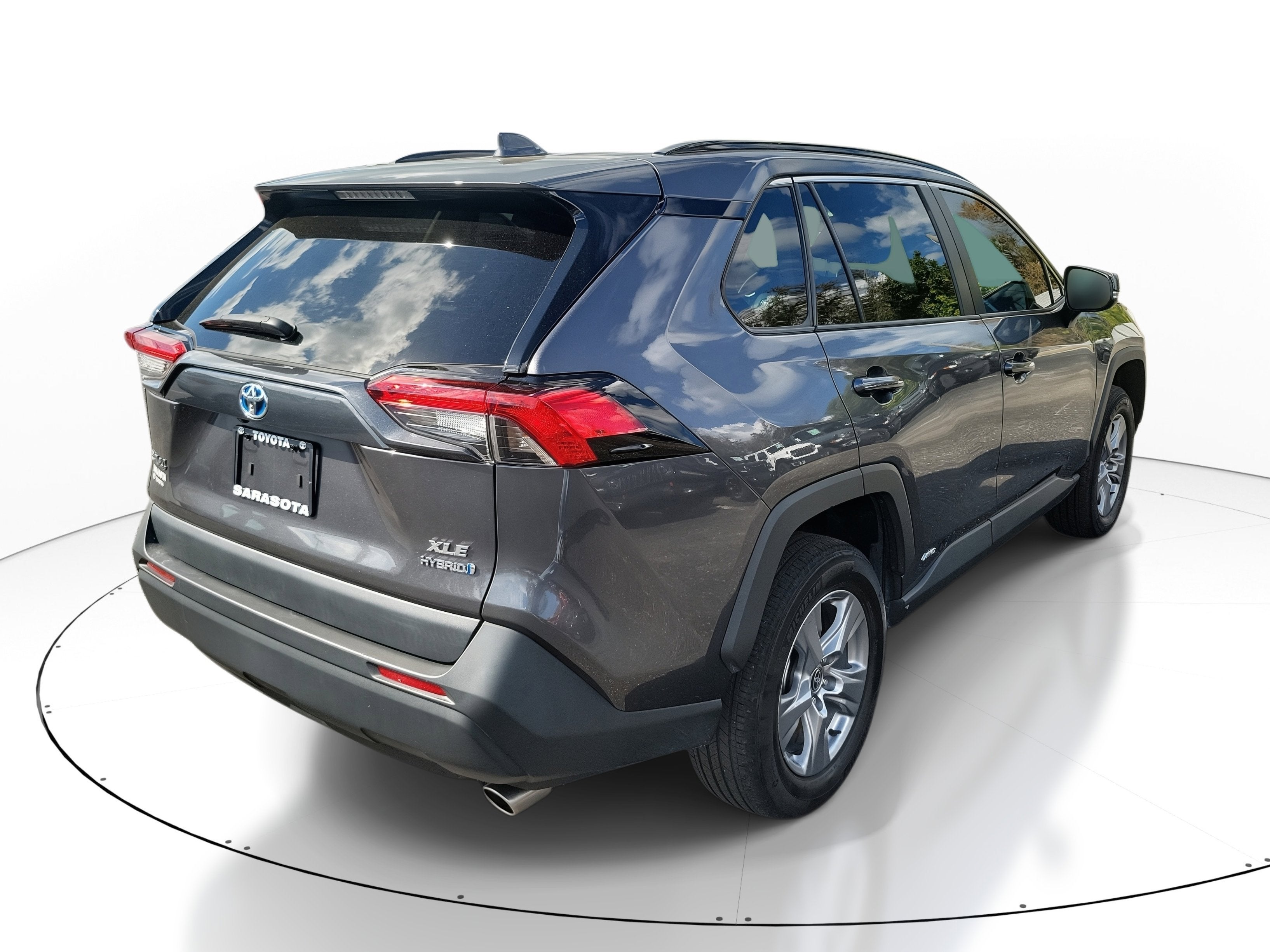 2024 Toyota RAV4 Hybrid XLE