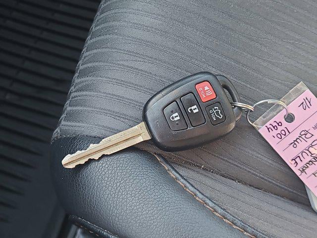 2017 Toyota Highlander LE