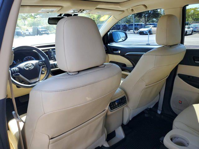 2016 Toyota Highlander Limited Platinum V6
