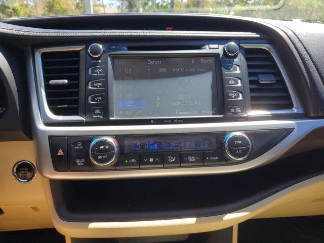 2016 Toyota Highlander Limited Platinum V6