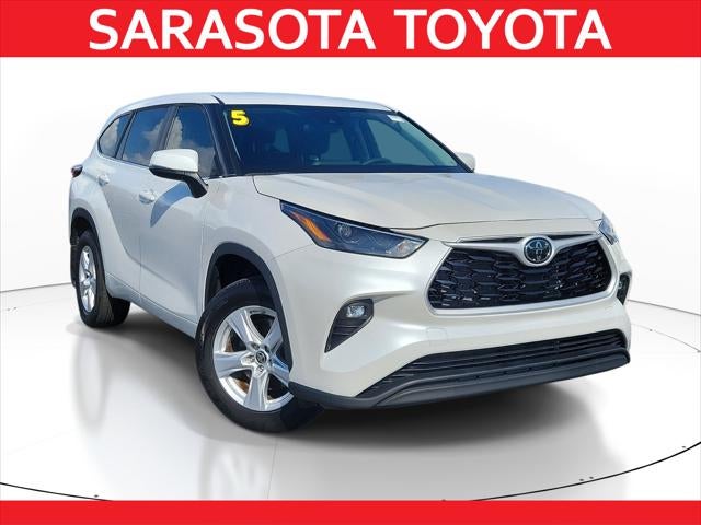 2025 Toyota Highlander LE