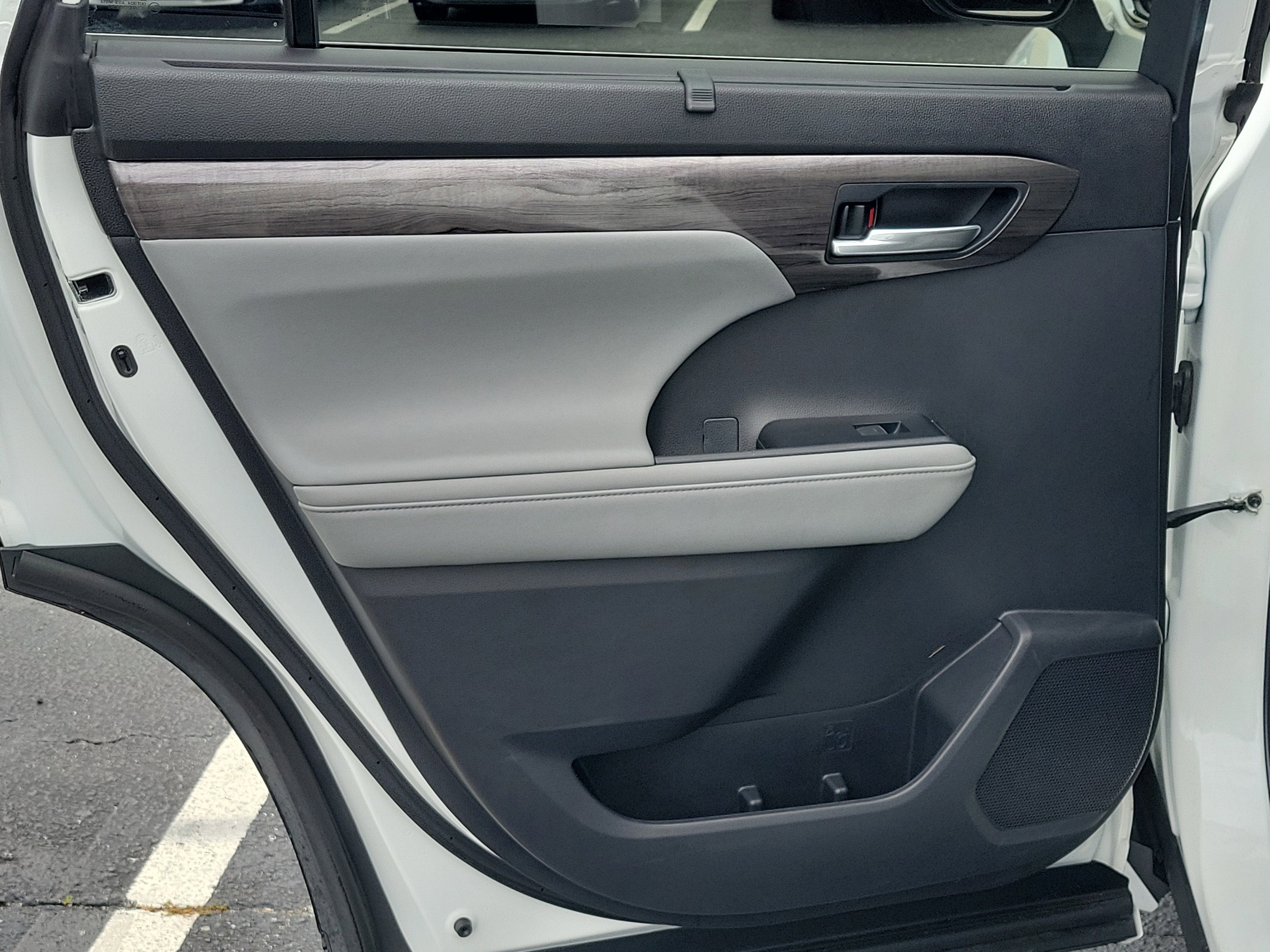 2023 Toyota0 Highlander Limited