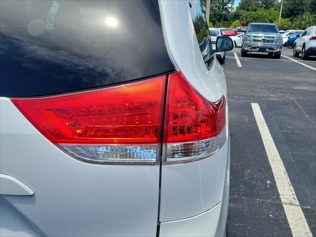 2012 Toyota Sienna LE