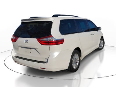 2015 Toyota Sienna XLE