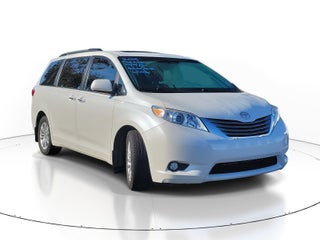 2015 Toyota Sienna L