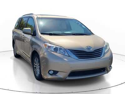 2011 Toyota Sienna XLE