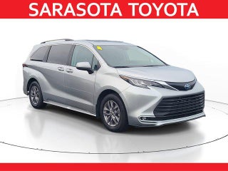 2024 Toyota Sienna XLE