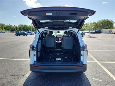 2025 Toyota Sienna XLE