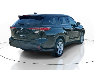 2022 Toyota Highlander LE