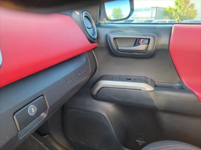 2016 Toyota Tacoma SR5