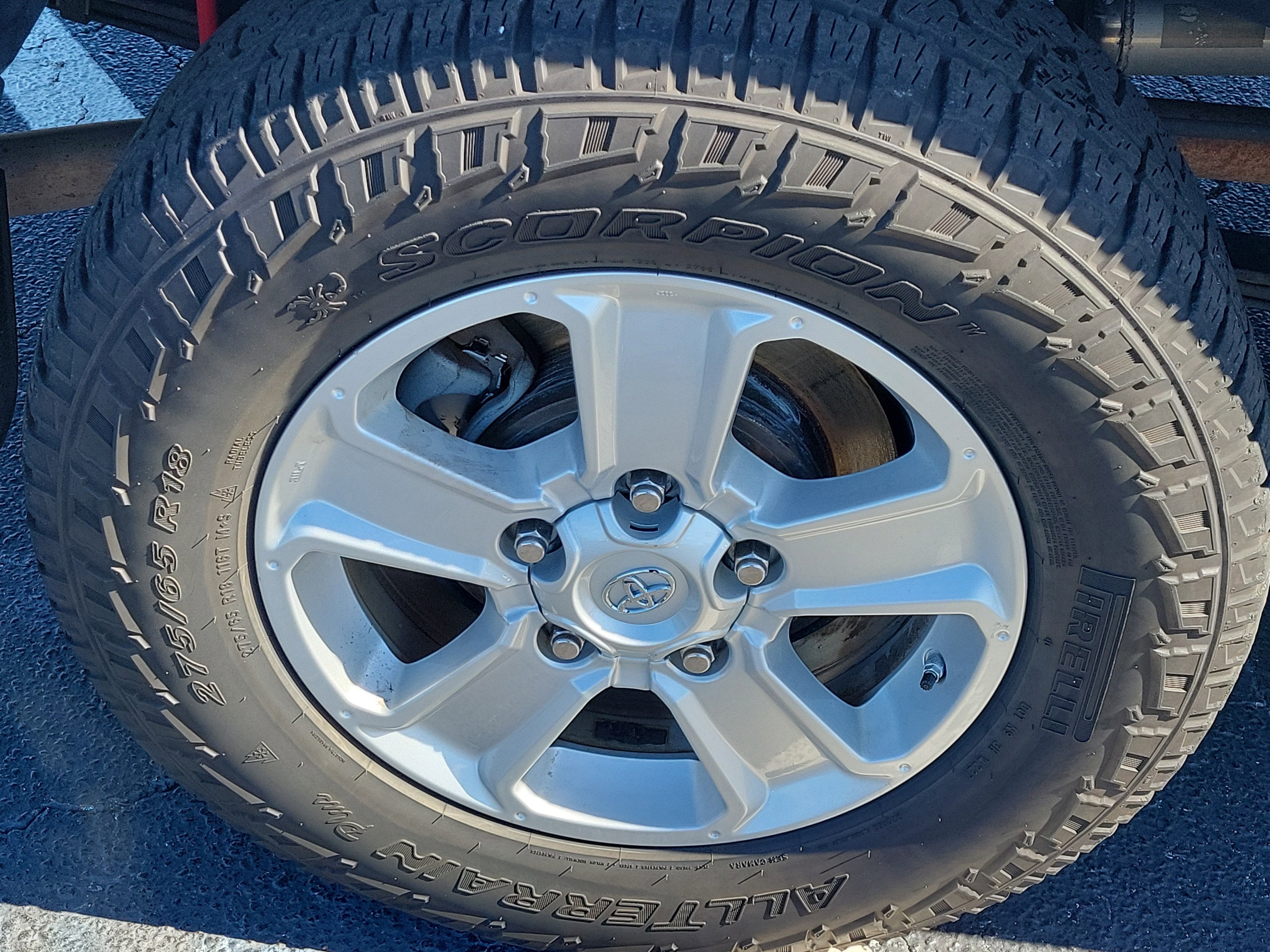 2017 Toyota Tundra SR5