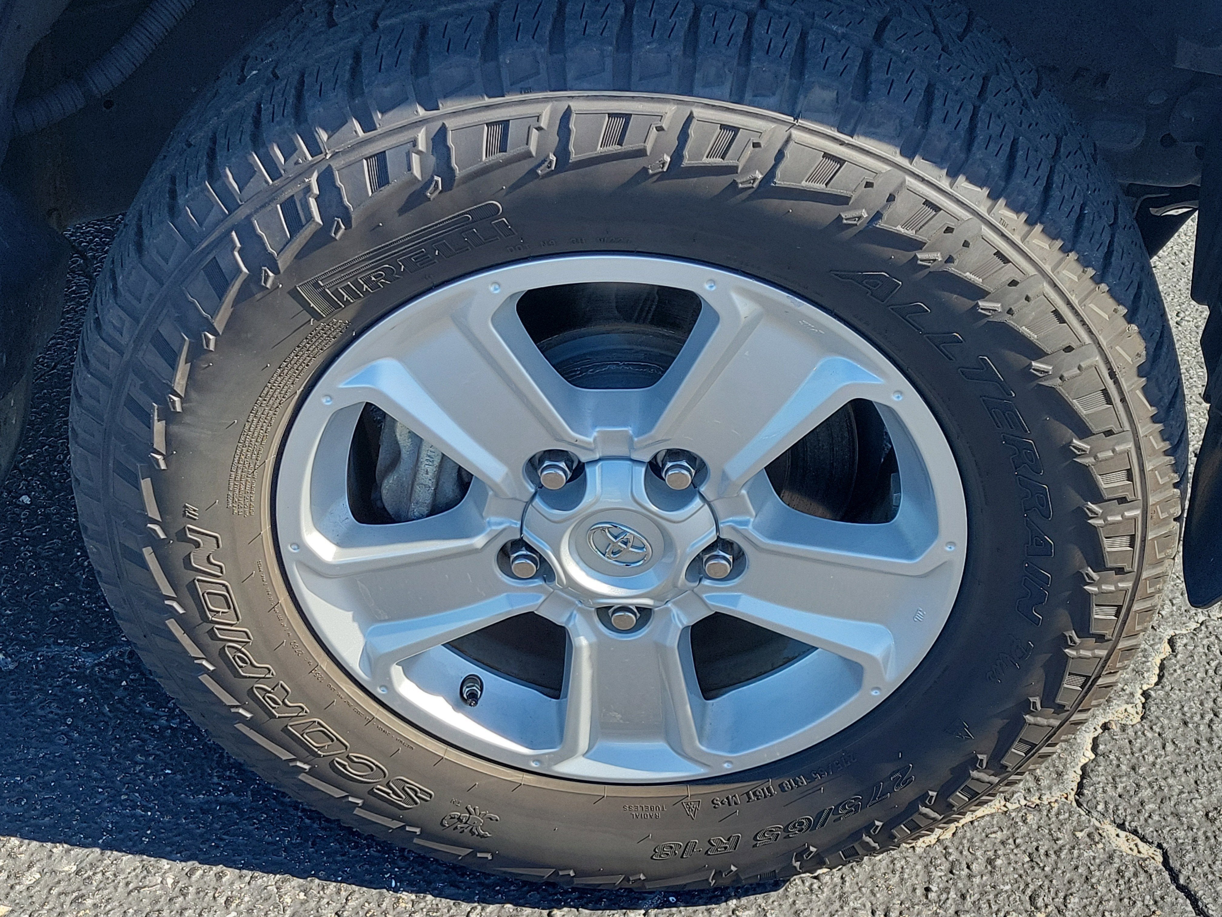 2017 Toyota Tundra SR5