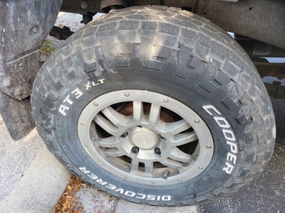 2010 Toyota Tundra Grade