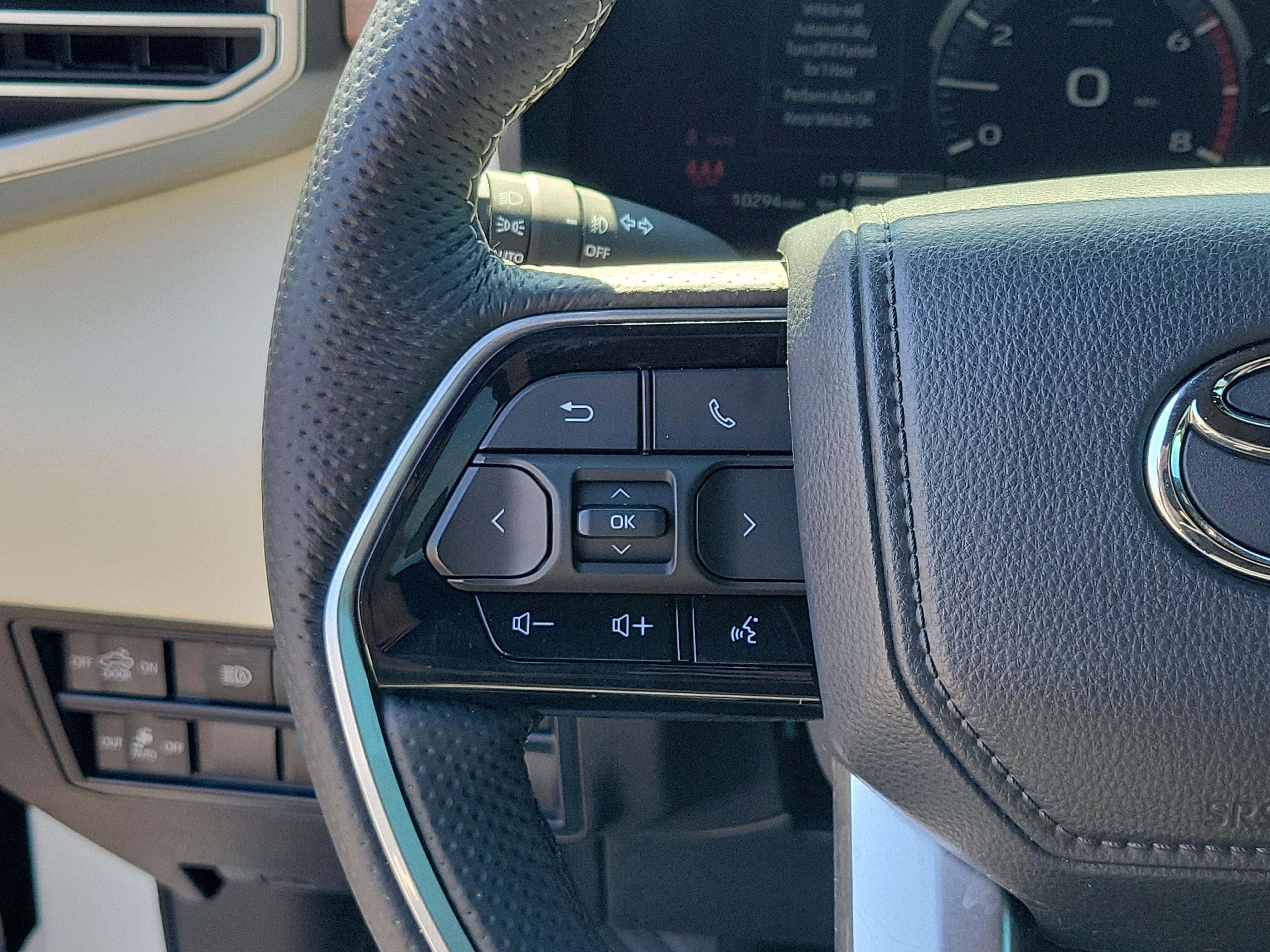 2025 Toyota Tundra Hybrid Capstone