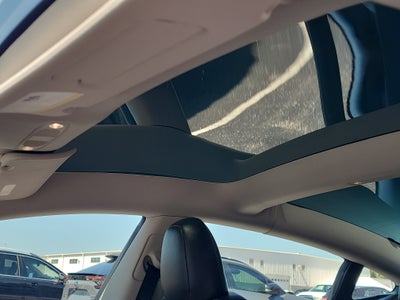 2023 Tesla Model 3 RWD