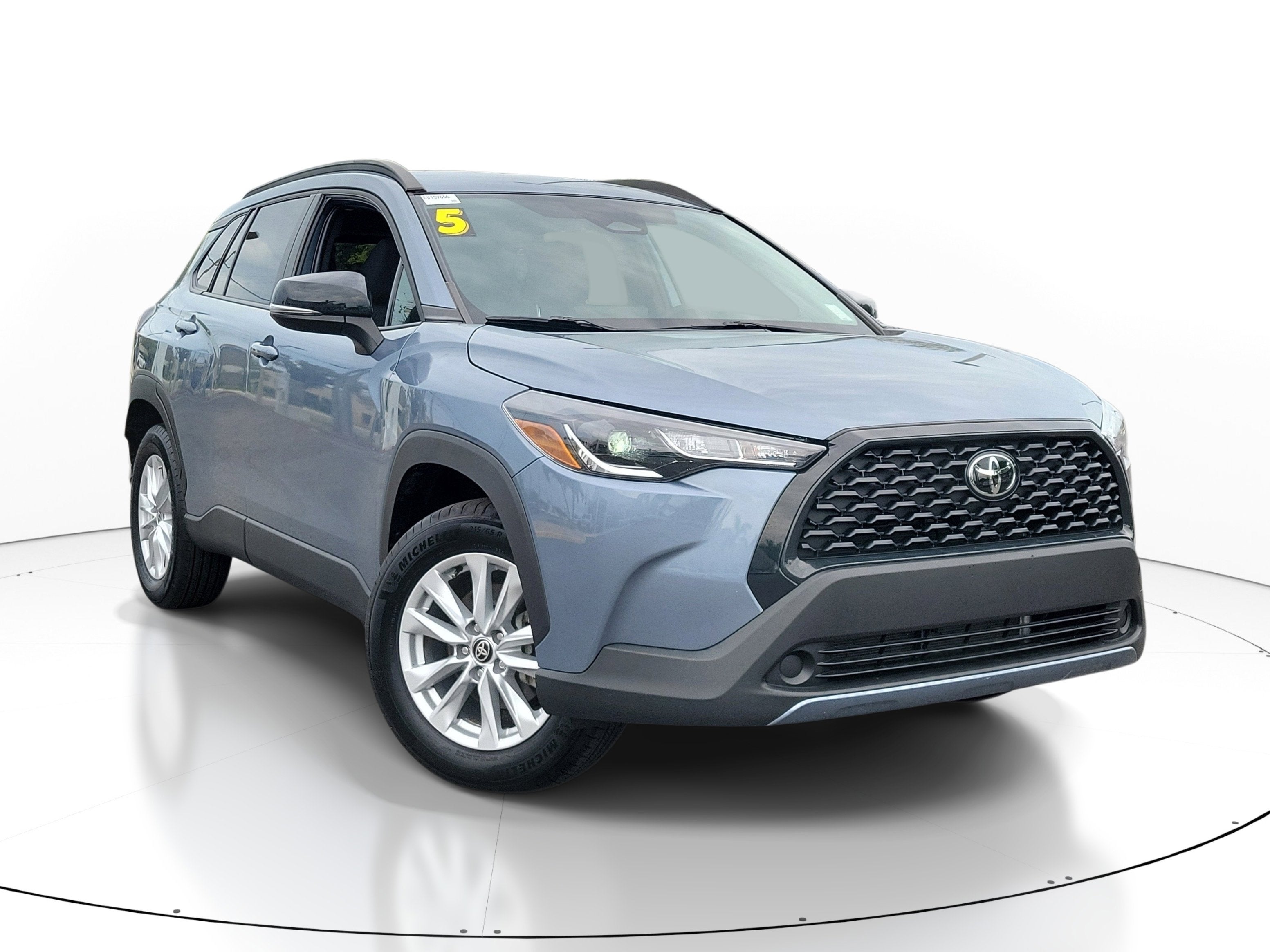 2025 Toyota Corolla Cross LE